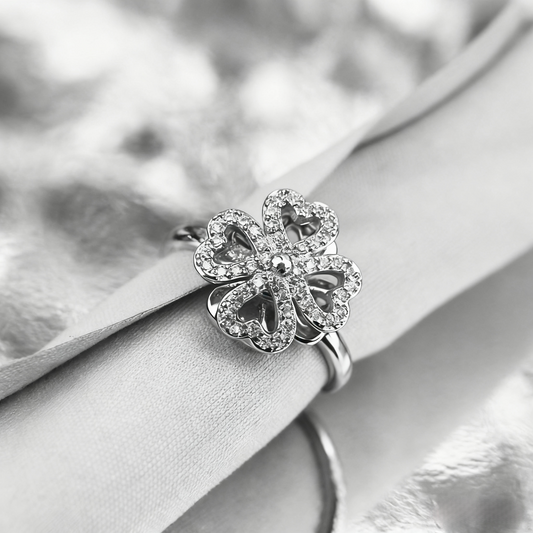 Drehbarer Vierblättriger Kleeblattring – offen, verstellbar🍀