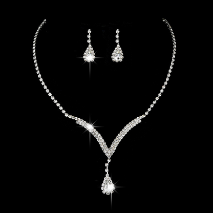 Glänzendes und elegantes Schmuckset